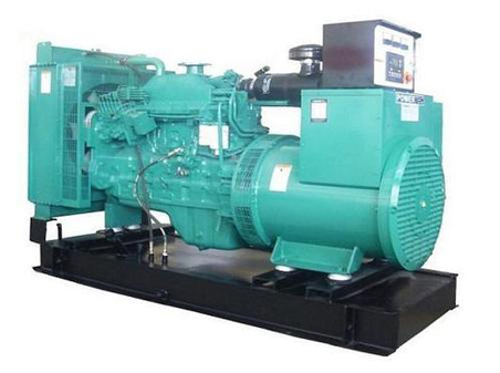 诸城80kw康明斯柴油发电机组图片 诸城80kw康明斯柴油发电机组图片